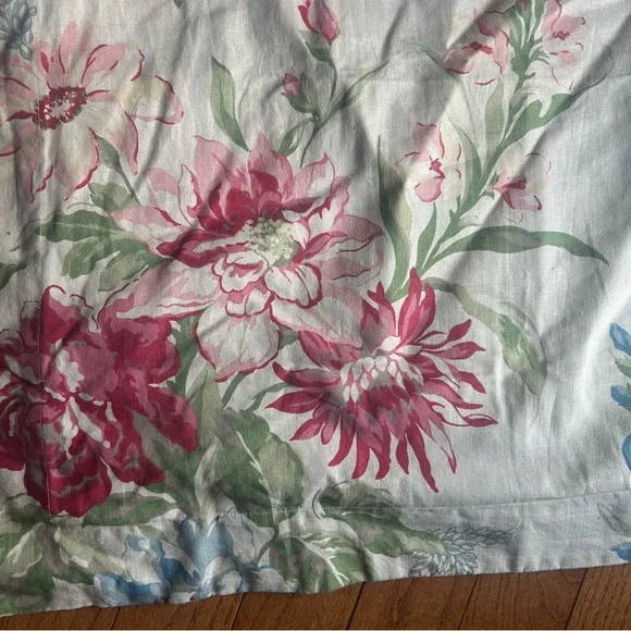 New Pottery Barn Marla Euro Shams (two shams) floral linen blend - Picture 3 of 9